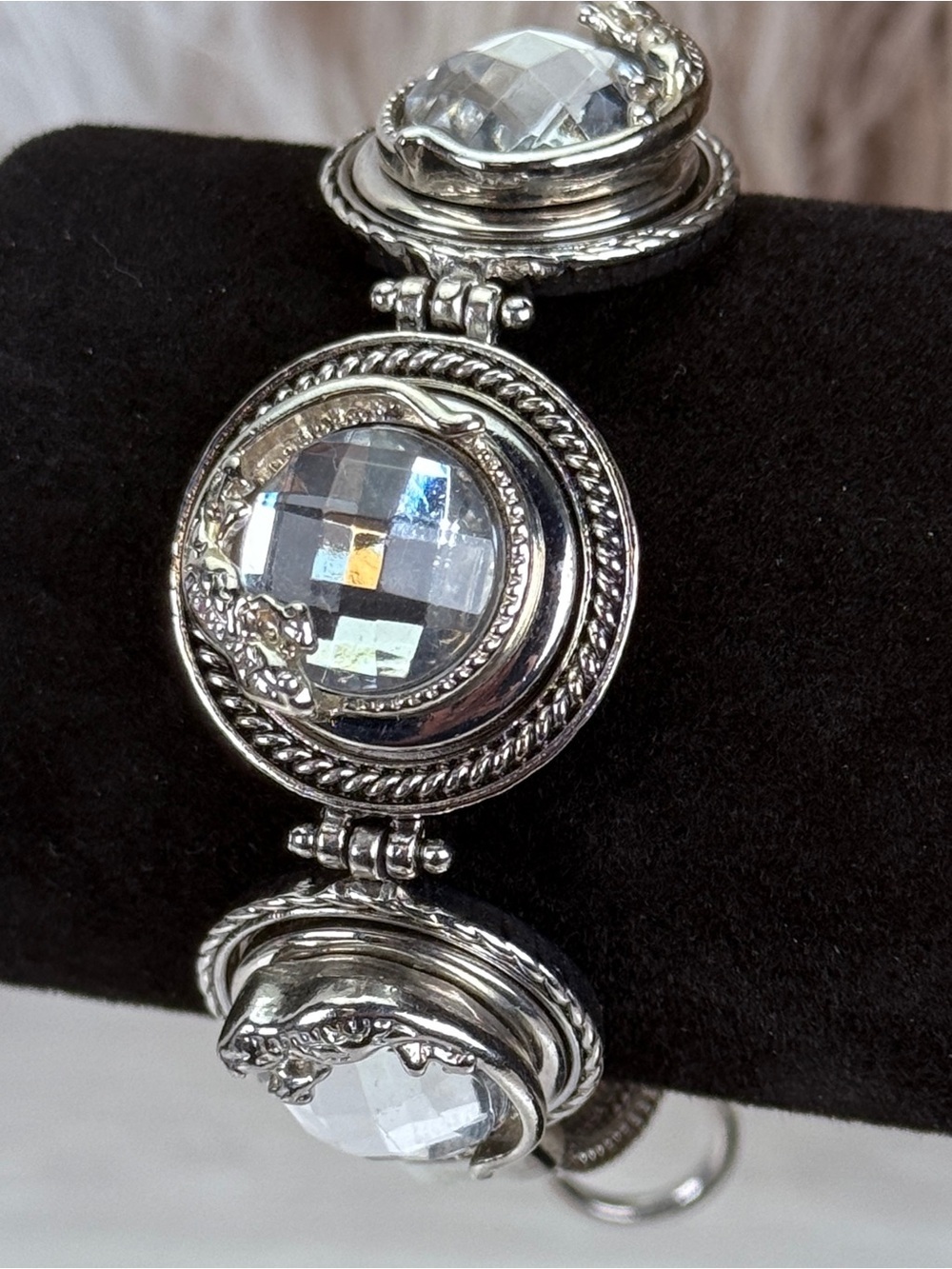 Beautiful Silvertone button snap bracelet with toggle closure